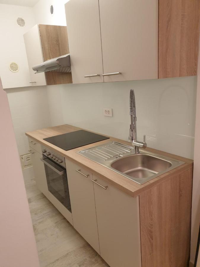Apartman P-E Pula Extérieur photo